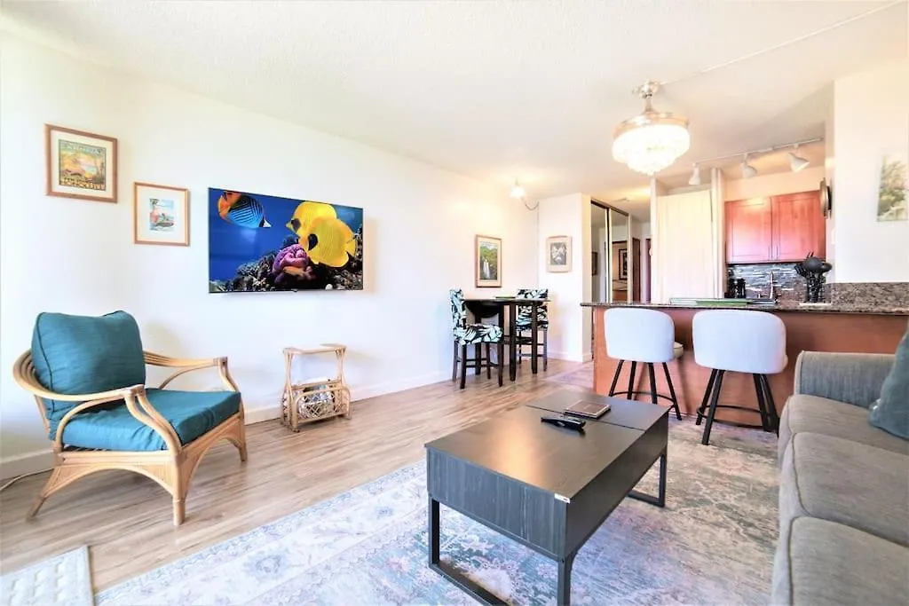 Maui Oceanfront Haven: Beachside Retreat with Turtle & Whale Watching Wailuku Apartment